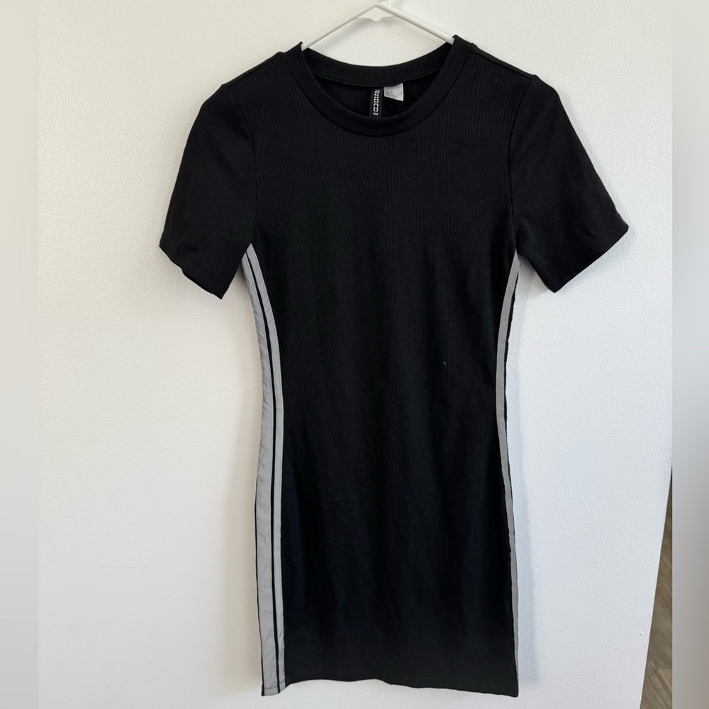 H&M Divided Charcoal Ribbed dress